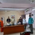 आज हमारी यूनाइटेड अंतरराष्ट्रीय मानव अधिकार की टीम एक पीड़िता की मदद के लिए झांसी पहुँची ओर झाँसी SP से मुलाकात करके पीड़िता को हरसंभव मदद करने का भरोसा दिलाया  इस पूरे मामले में प्रदेश अध्यक्ष पर्वत सिंह यादव,प्रदेश उपाध्यक्ष सुनील सिंह यादव,वरिष्ठ महिला उपाध्यक्ष रीना पाल निवाड़ी जिला अध्यक्ष प्रदीप यादव और टीकमगढ़ जिले अध्यक्ष सुरेंद्र प्रकाश यादव की विशेष भूमिका रही